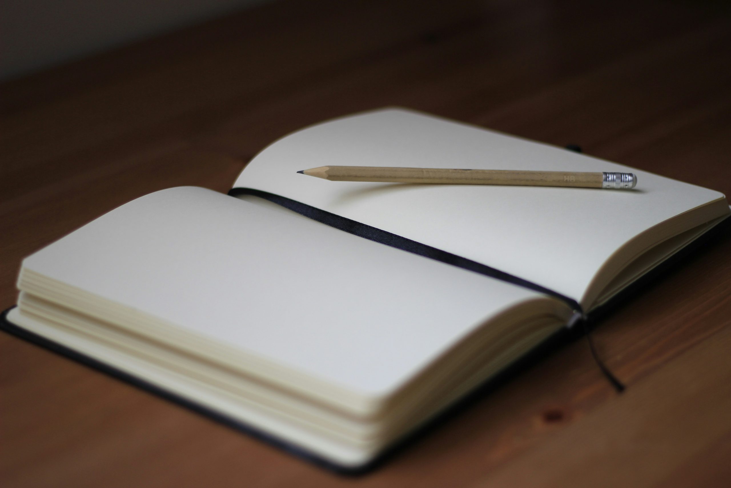 How to Choose the Right Podcast Script Writing Service